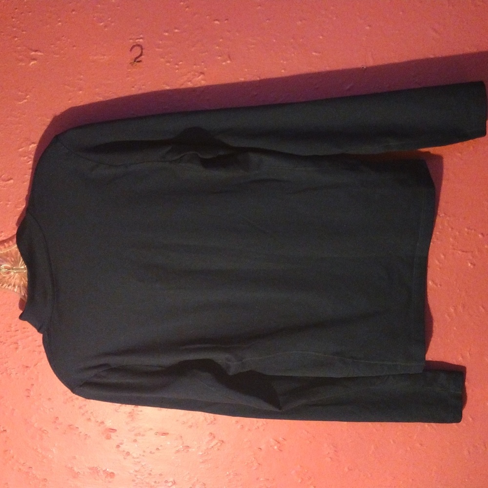 Basics,athletic top - Picture 5 of 7